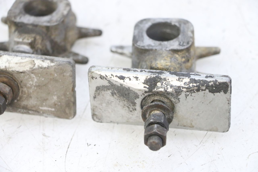 photo de NAPINACZ ŁAŃCUCHA YAMAHA FZS FAZER 600 (2001 - 2003) - Punkty mocowania