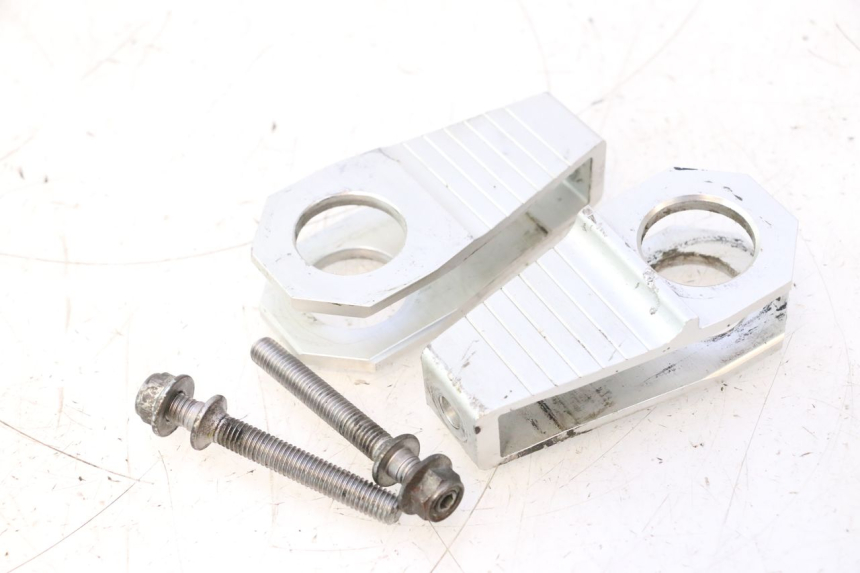 photo de NAPINACZ ŁAŃCUCHA YAMAHA YZF R6 600 (2008 - 2009) - Widok główny