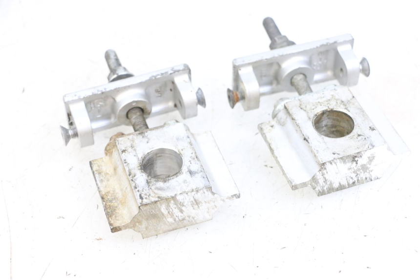 photo de NAPINACZ ŁAŃCUCHA KAWASAKI ZR 7 750 (1999 - 2004) - Zbliżenie techniczne