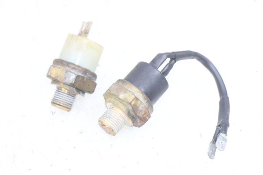 photo de TERMOKONTAKT YAMAHA YP MAJESTY 125 (1998 - 2001) - Szczegół części