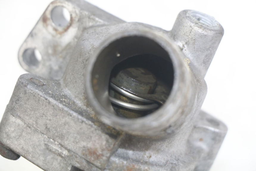 photo de TERMOSTAT HONDA CBR F SC25 1000 (1989 - 1992) - Zoom stanu zużycia