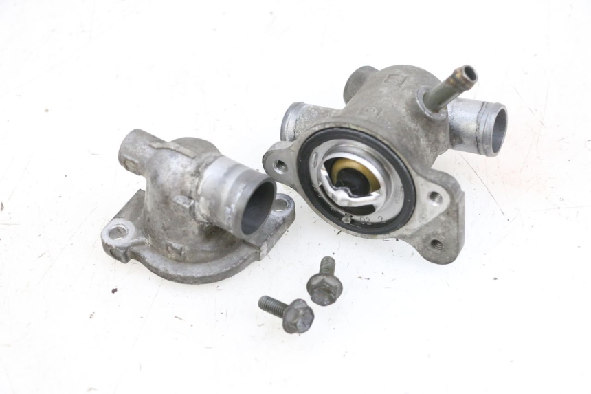 photo de TERMOSTAT SUZUKI DL V STROM 1000 (2002 - 2007) - Inny kąt widzenia