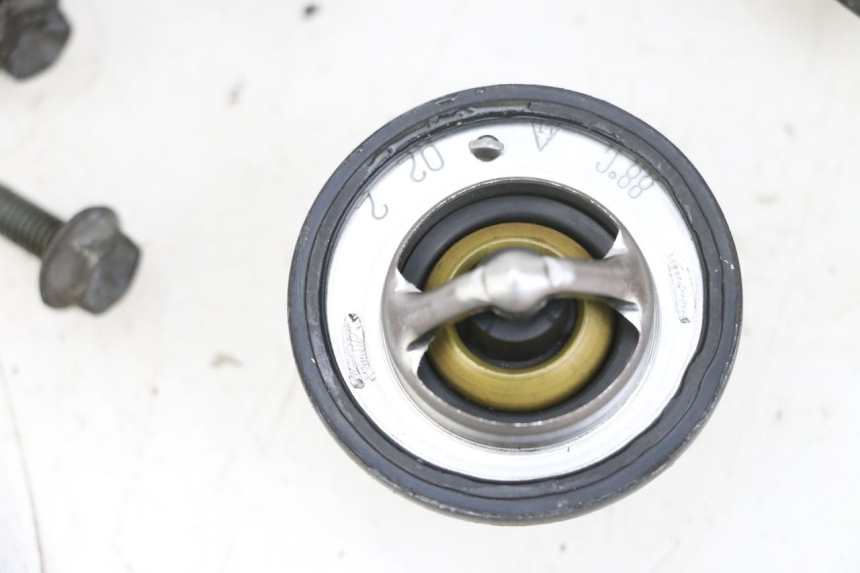 photo de TERMOSTAT SUZUKI DL V STROM 1000 (2002 - 2007) - Widok ogólny