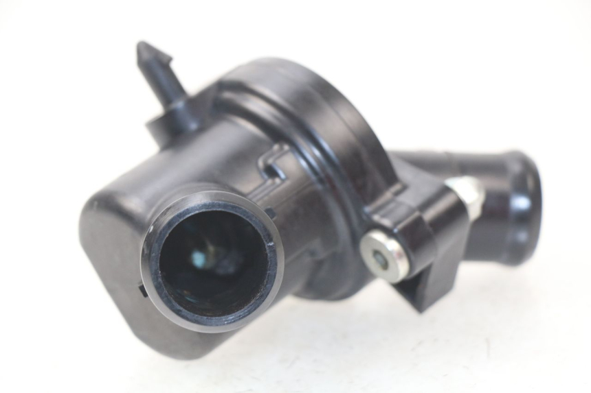 photo de TERMOSTAT YAMAHA FZ8 800 (2010 - 2016) - Zoom stanu zużycia