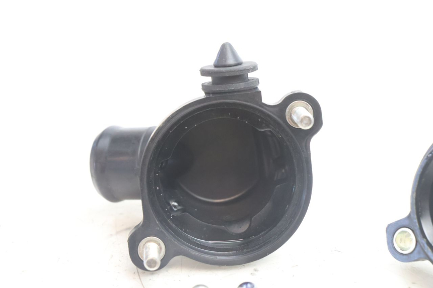 photo de TERMOSTAT YAMAHA FZ8 800 (2010 - 2016) - Zoom stanu zużycia