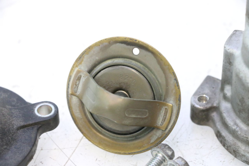 photo de TERMOSTAT YAMAHA TDM ABS 900 (2002 - 2014) - Widok ogólny