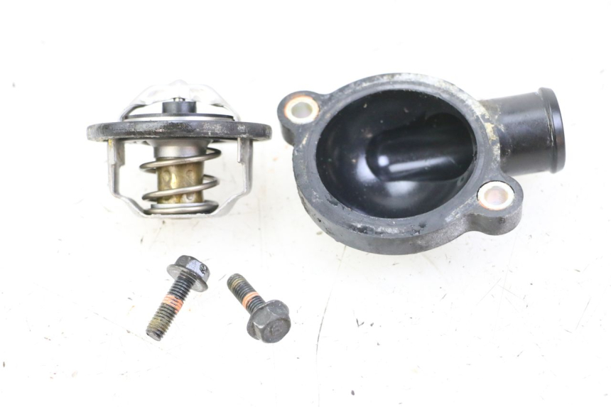 photo de TERMOSTAT YAMAHA FZ6 FAZER S2 600 (2007 - 2011) - Zoom stanu zużycia