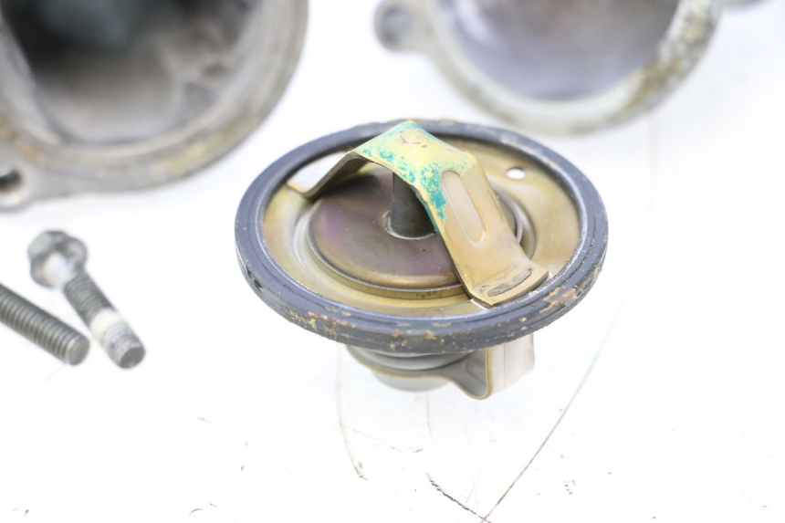 photo de TERMOSTAT YAMAHA YZF R GENESIS 750 (1993 - 1998) - Widok ogólny