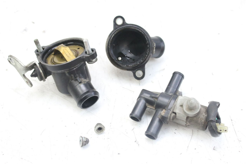 photo de TERMOSTAT YAMAHA YZF R1 1000 (2007 - 2008) - Widok główny