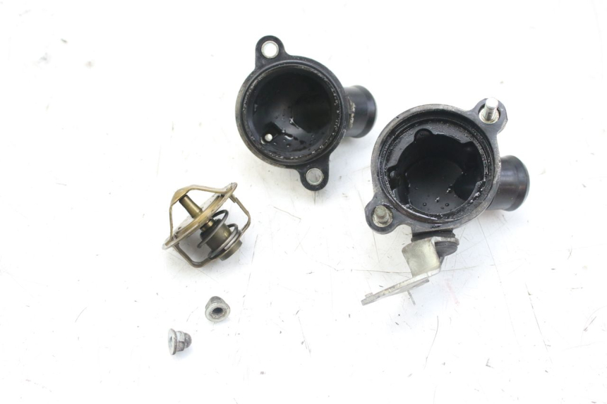 photo de TERMOSTAT YAMAHA YZF R1 1000 (2007 - 2008) - Inny kąt widzenia