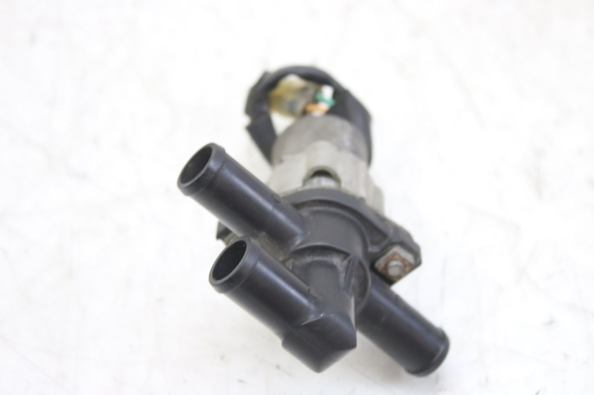 photo de TERMOSTAT YAMAHA YZF R1 1000 (2007 - 2008) - Stan powierzchni