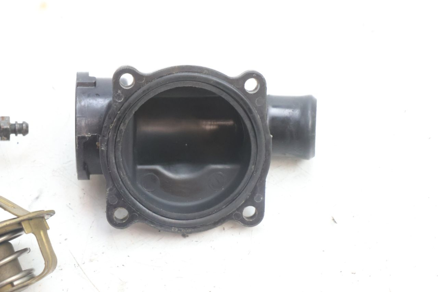 photo de TERMOSTAT KAWASAKI ZZR 600 (1995 - 2004) - Zoom stanu zużycia
