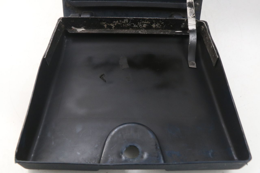 photo de KUFER TYŁ KYMCO AGILITY 4T 50 (2005 - 2018) - Stan powierzchni