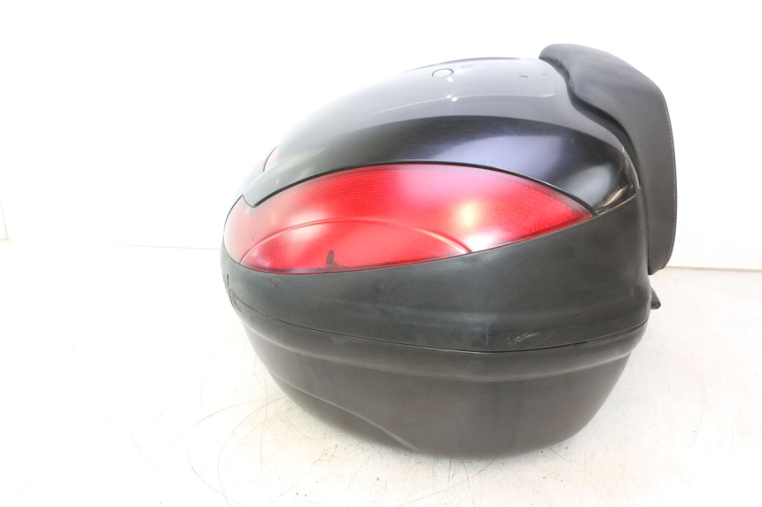 photo de TOP CASE APRILIA ATLANTIC S 125 (2010 - 2013) - Stan powierzchni