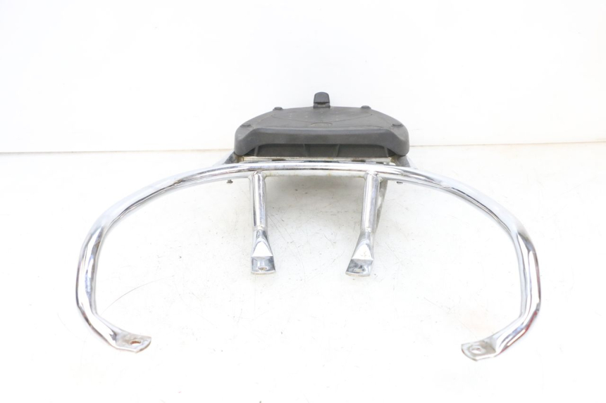 photo de KUFER TYŁ PEUGEOT DJANGO 4T 50 (2014 - 2019) - Szczegóły charakterystyczne