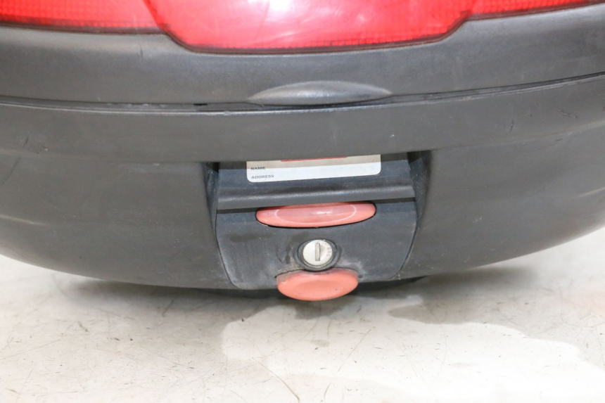 photo de KUFER TYŁ PEUGEOT KISBEE 4T 50 (2010 - 2017) - Stan powierzchni