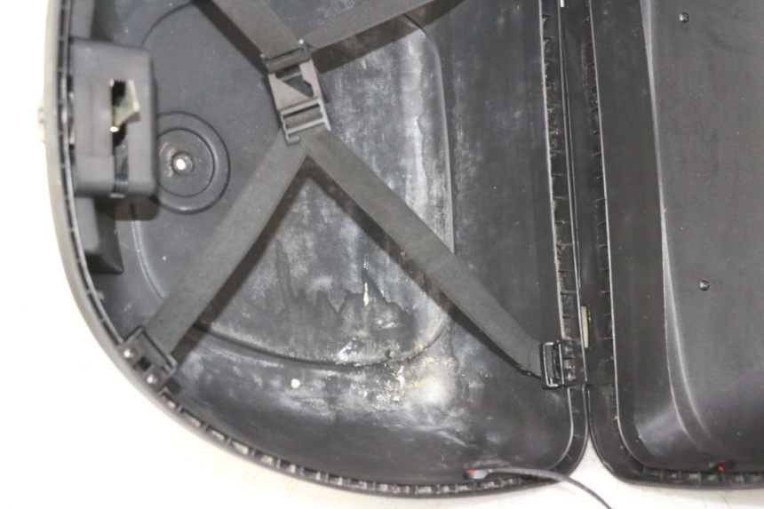 photo de TOP CASE PEUGEOT KISBEE 4T 50 (2023 - 2026) - Widok ogólny