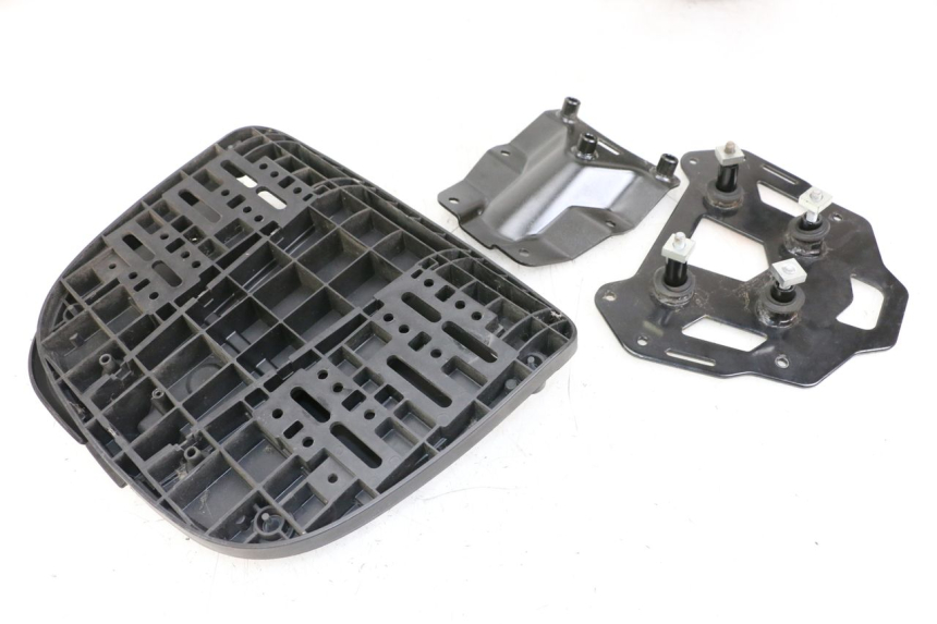 photo de KUFER TYŁ PIAGGIO MP3 HPE 350 (2018 - 2020) - Zdjęcie dodatkowe