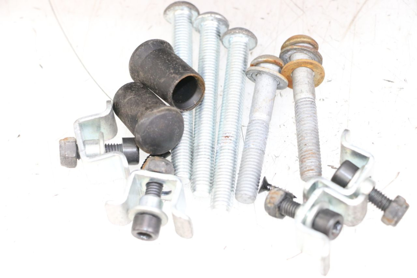 photo de KUFER TYŁ PIAGGIO MP3 HPE 350 (2018 - 2020) - Widok profilu