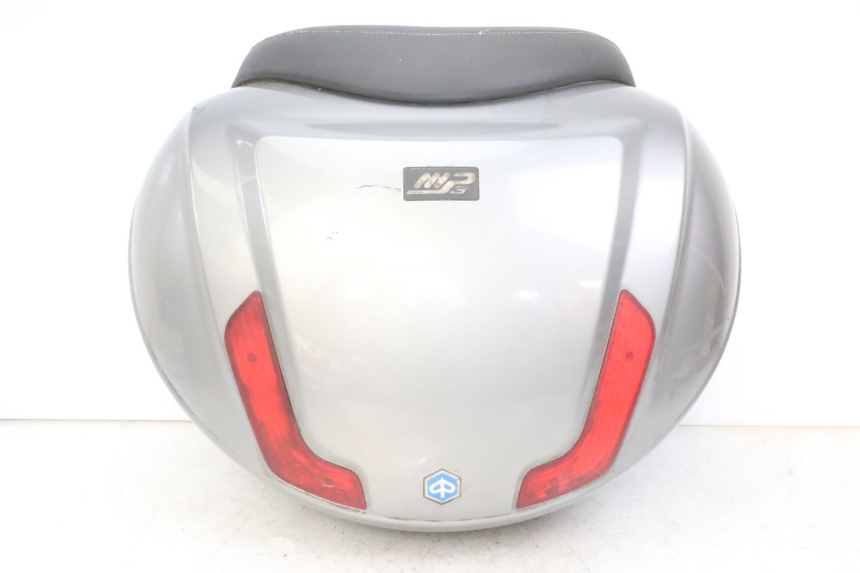 photo de KUFER TYŁ PIAGGIO MP3 LT 300 (2010 - 2016) - Zoom stanu zużycia