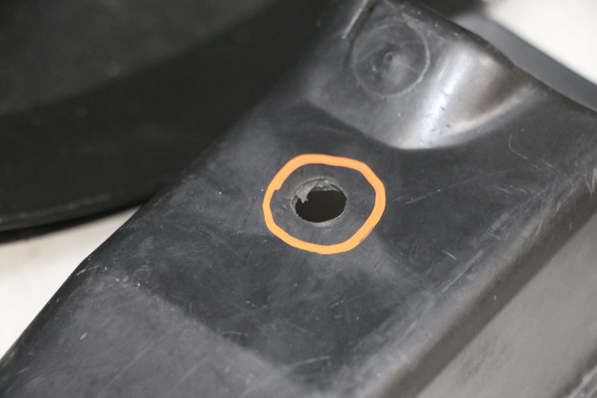 photo de KUFER TYŁ PIAGGIO MP3 RL 250 (2006 - 2010) - Alternatywny kąt