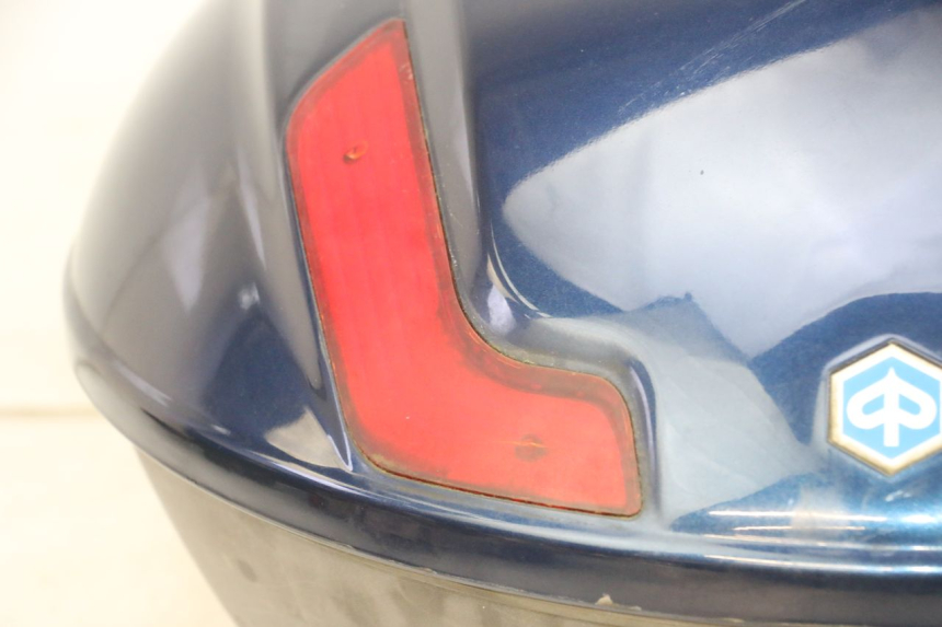 photo de KUFER TYŁ PIAGGIO MP3 RL 250 (2006 - 2010) - Stan powierzchni