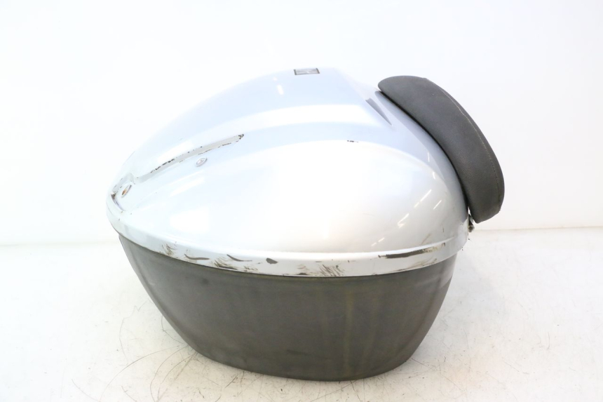 photo de KUFER TYŁ PIAGGIO MP3 125 (2006 - 2014) - Inny kąt widzenia
