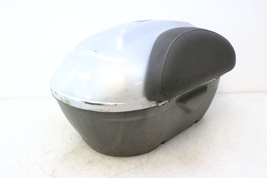 photo de KUFER TYŁ PIAGGIO MP3 125 (2006 - 2014) - Punkty mocowania
