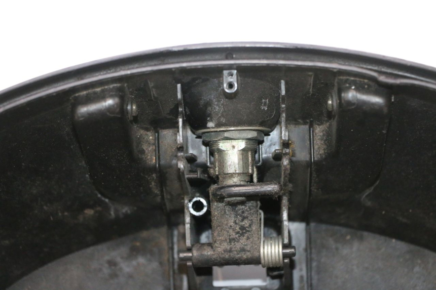 photo de KUFER TYŁ PIAGGIO MP3 125 (2006 - 2014) - Punkty mocowania