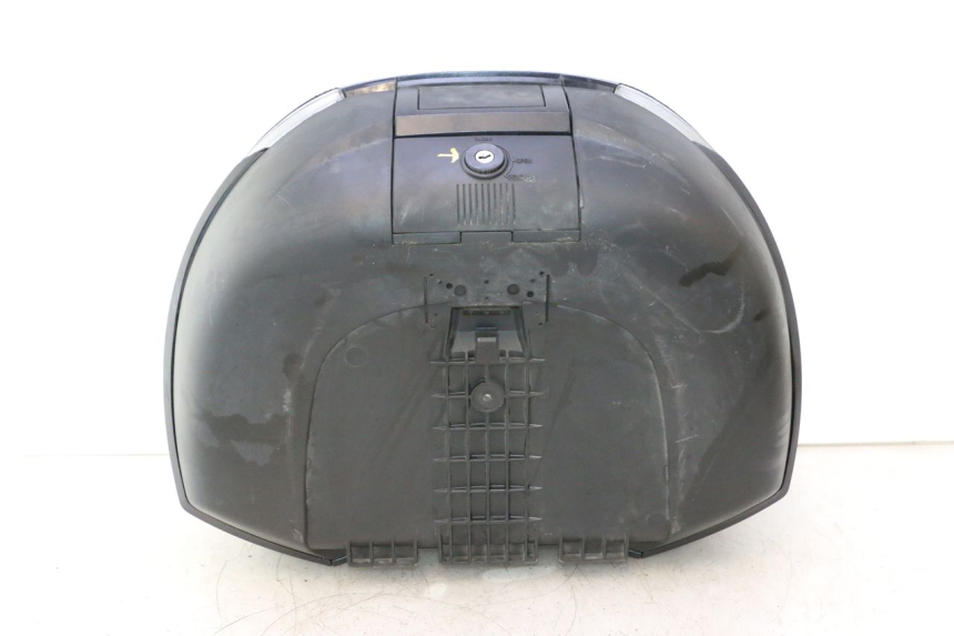 photo de TOP CASE PIAGGIO MP3 500 (2016 - 2018) - Szczegół części