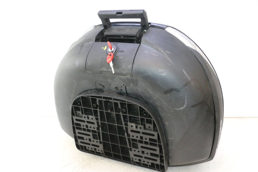 photo de TOP CASE PIAGGIO MP3 500 (2016 - 2018) - Inny kąt widzenia