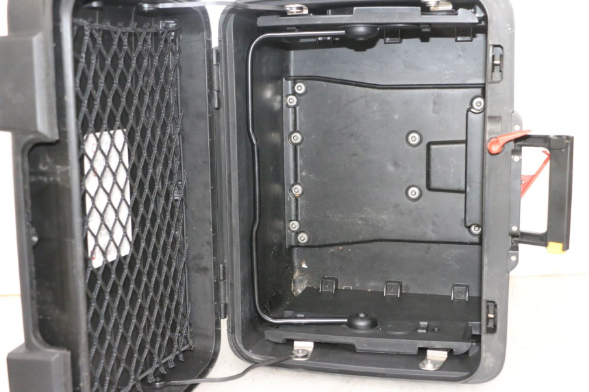 photo de KUFER TYŁ BMW R GS 1250 (2021 - 2024) - Zoom stanu zużycia