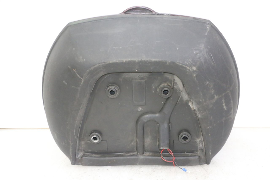 photo de KUFER TYŁ APRILIA SCARABEO GT TOURING 125 (1999 - 2005) - Punkty mocowania