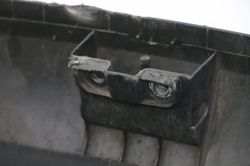 photo de KUFER TYŁ APRILIA SCARABEO GT TOURING 125 (1999 - 2005) - Część sprawdzona