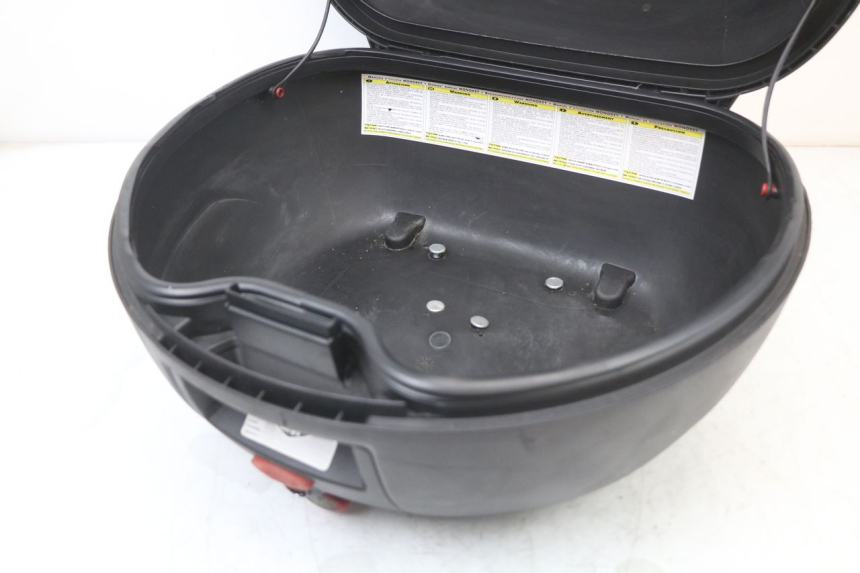 photo de KUFER TYŁ KYMCO SUPER 8 125 (2008 - 2015) - Widok ogólny