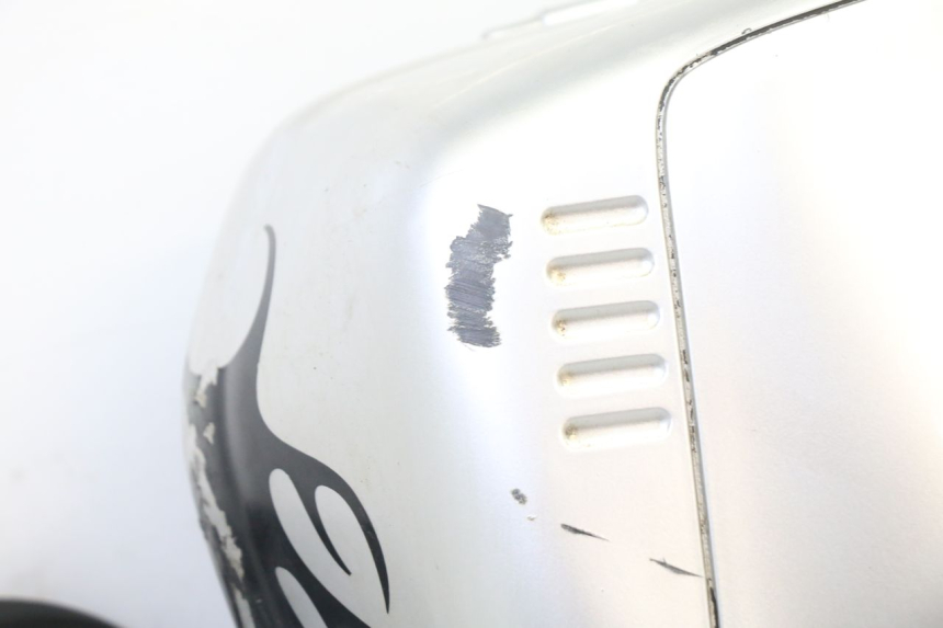 photo de KUFER TYŁ PIAGGIO SUPER LX 125 (2000 - 2003) - Zbliżenie komponentów