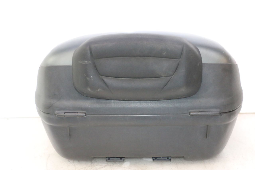 photo de TOP CASE YAMAHA X-MAX XMAX 125 (2010 - 2013) - Szczegóły charakterystyczne