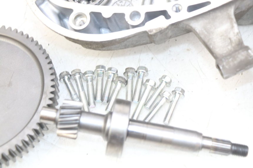 photo de NAPĘD KOŁA KYMCO AGILITY 16+ 4T 50 (2018 - 2023) - Oznaczenia i referencje