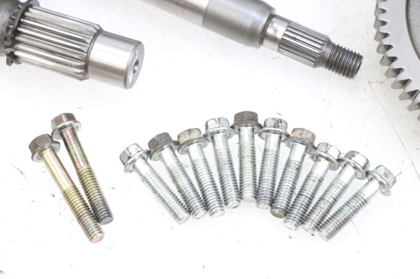 photo de NAPĘD KOŁA KYMCO AGILITY 16+ 4T 50 (2018 - 2023) - Inny kąt widzenia