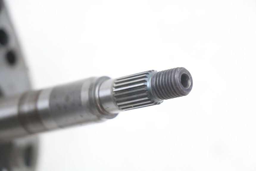 photo de NAPĘD KOŁA KYMCO AGILITY 4T 50 (2005 - 2018) - Zbliżenie komponentów