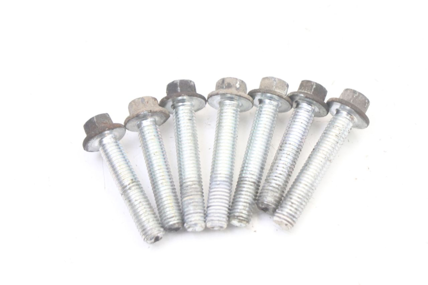 photo de NAPĘD KOŁA APRILIA ATLANTIC 125 (2003 - 2009) - Widok z bliska