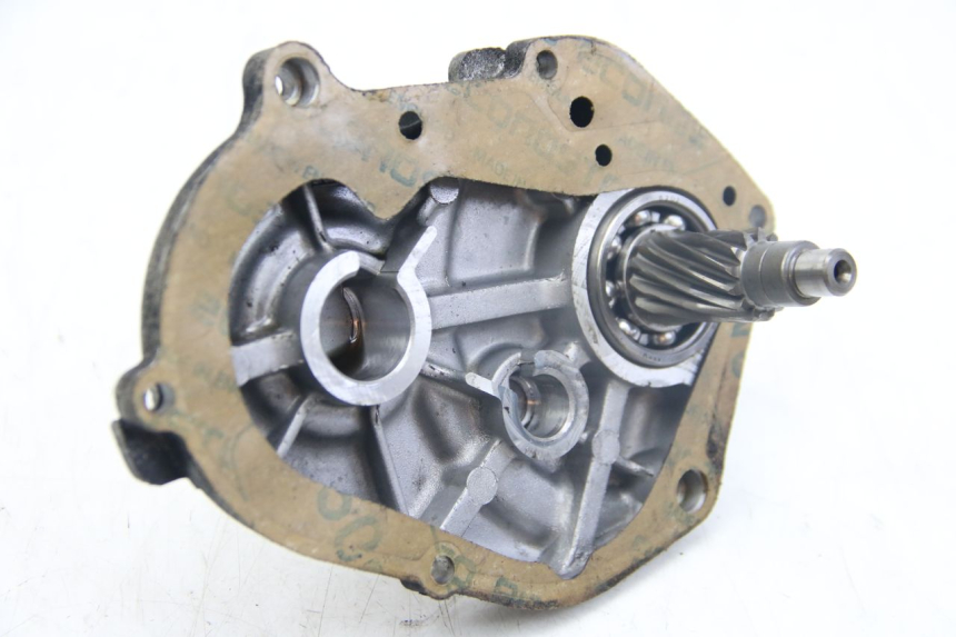 photo de NAPĘD KOŁA MBK BOOSTER SPIRIT 50 (1999 - 2003) - Zbliżenie techniczne