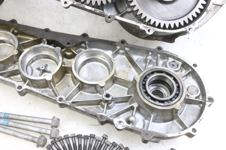 photo de NAPĘD KOŁA SUZUKI BURGMAN EXECUTIVE ABS 650 (2006 - 2012) - Alternatywny kąt