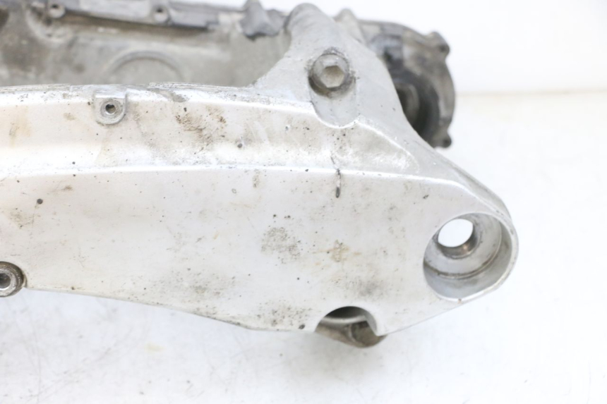 photo de NAPĘD KOŁA SUZUKI BURGMAN EXECUTIVE ABS 650 (2006 - 2012) - Stan powierzchni