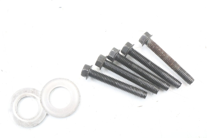 photo de NAPĘD KOŁA PEUGEOT BUXY 50 (1993 - 1998) - Szczegóły charakterystyczne