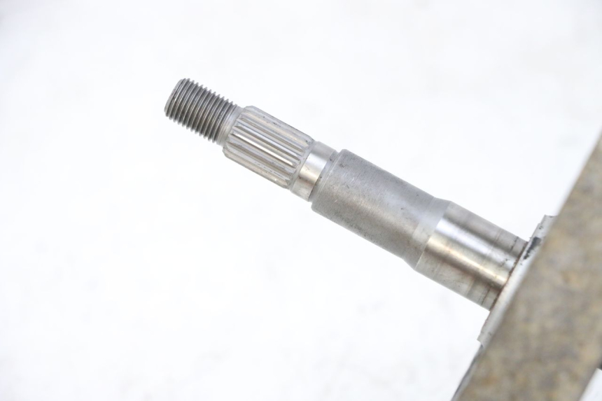 photo de NAPĘD KOŁA DAELIM BESBI 125 (2007 - 2008) - Punkty mocowania