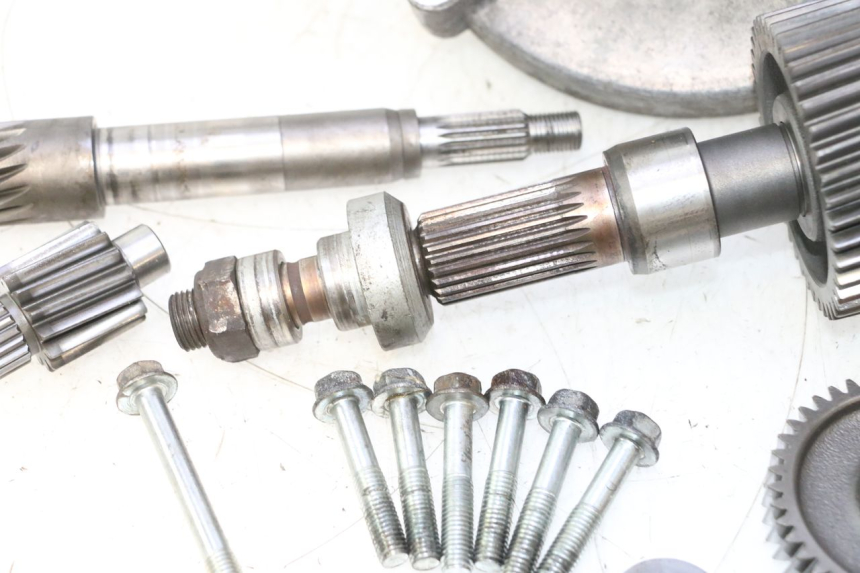 photo de NAPĘD KOŁA HONDA FES PANTHEON 2T 125 (1998 - 2002) - Zoom jakości