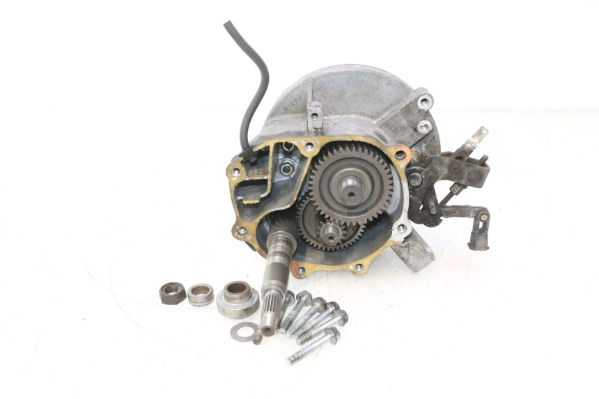 photo de NAPĘD KOŁA HONDA FES PANTHEON 2T 125 (1998 - 2002) - Zbliżenie techniczne
