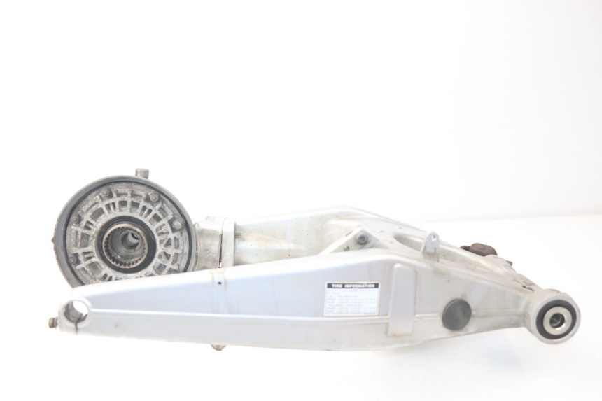 photo de NAPĘD KOŁA YAMAHA FJR ABS 1300 (2006 - 2012) - Szczegóły charakterystyczne