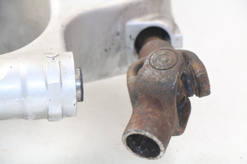 photo de NAPĘD KOŁA YAMAHA FJR ABS 1300 (2006 - 2012) - Widok z bliska